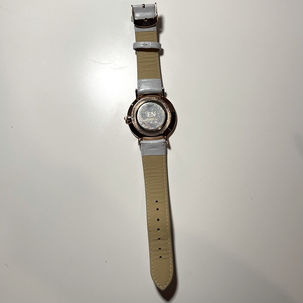 Leather Watch - Picture 2 of 2